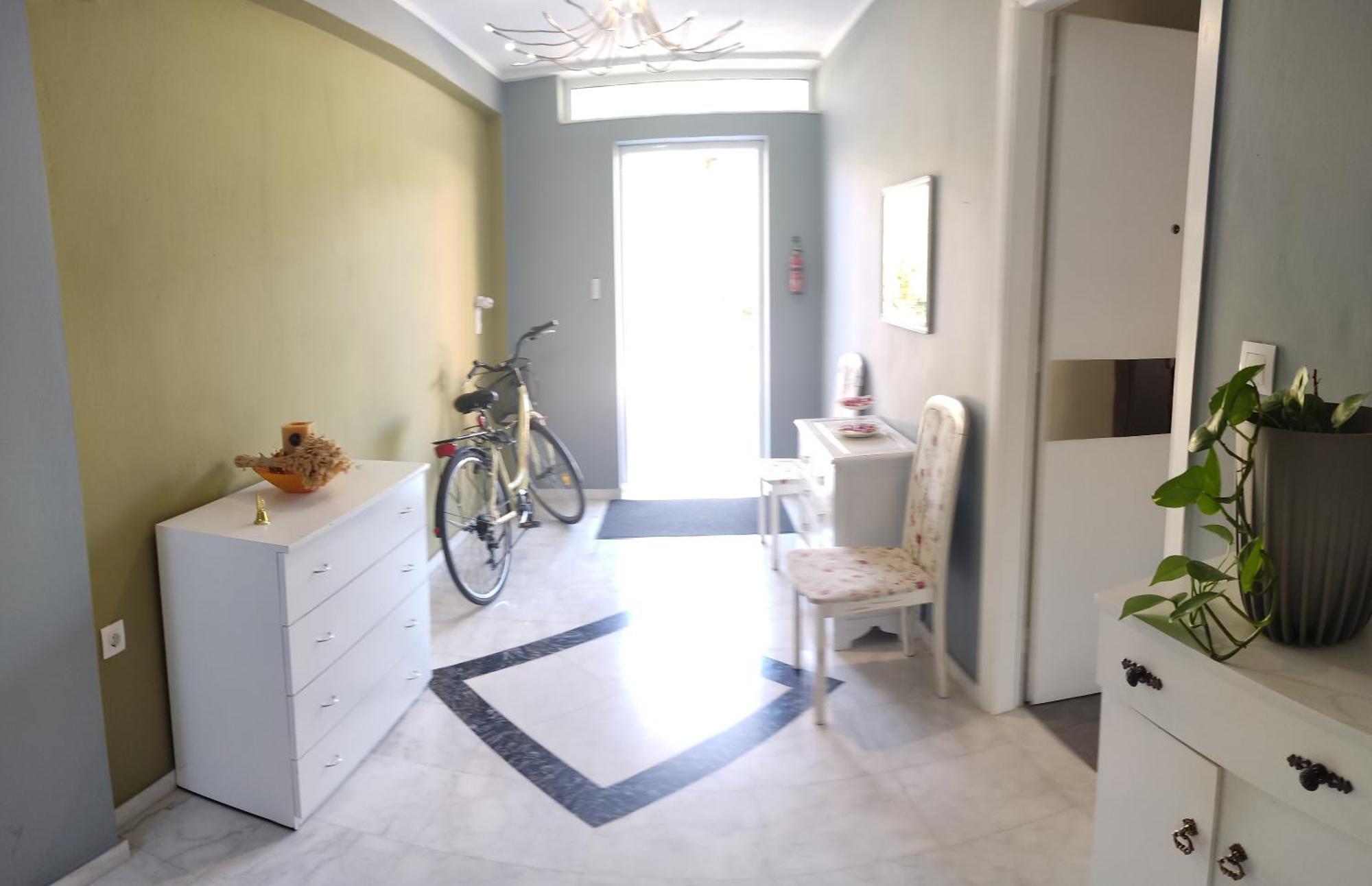 Vasilikis Apartment カラマタ エクステリア 写真