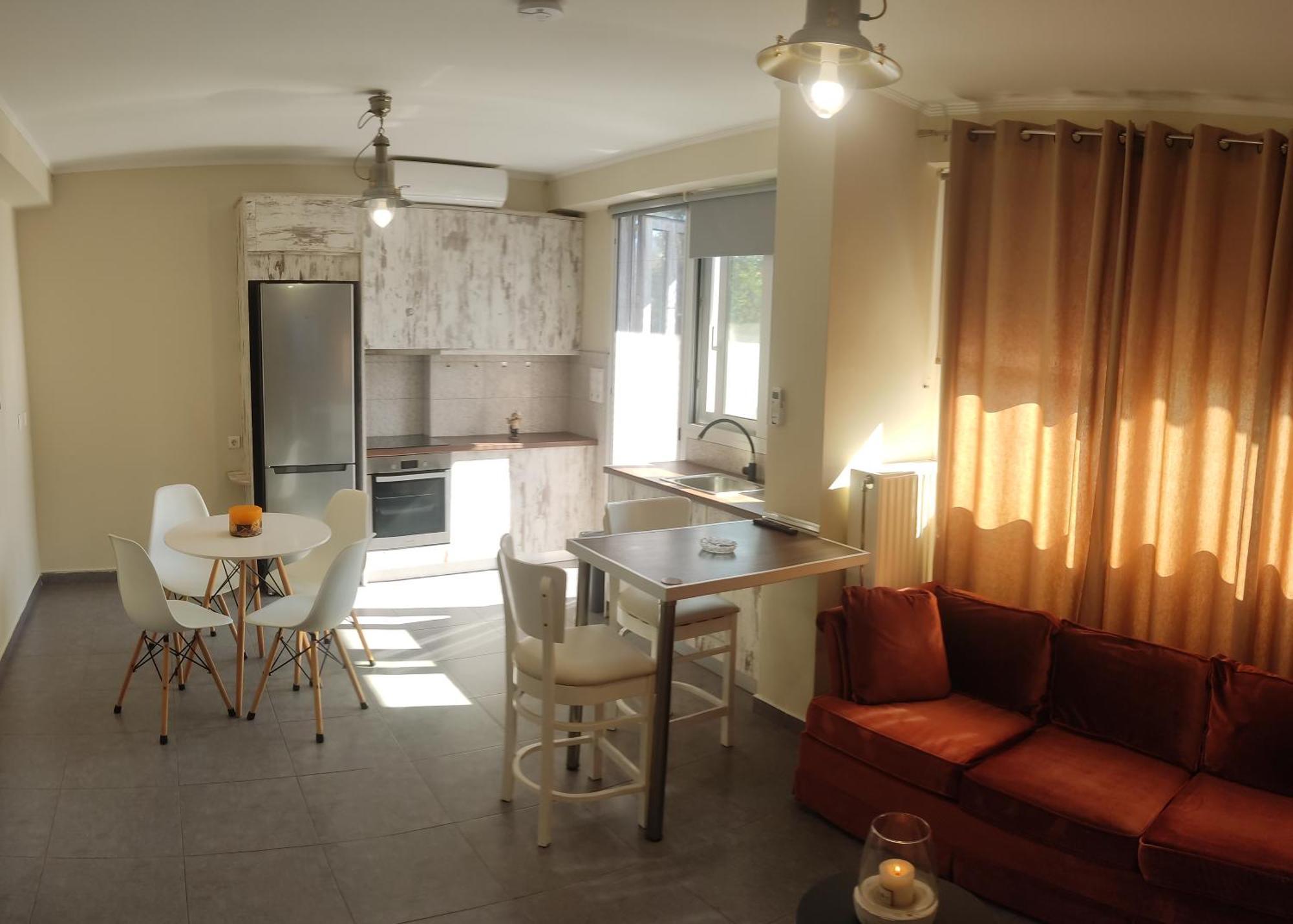 Vasilikis Apartment カラマタ エクステリア 写真